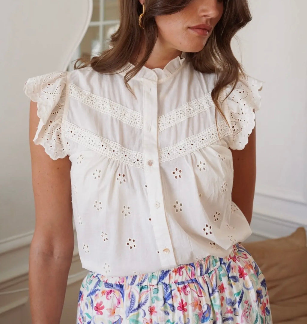 Blusa modelo Mavriel