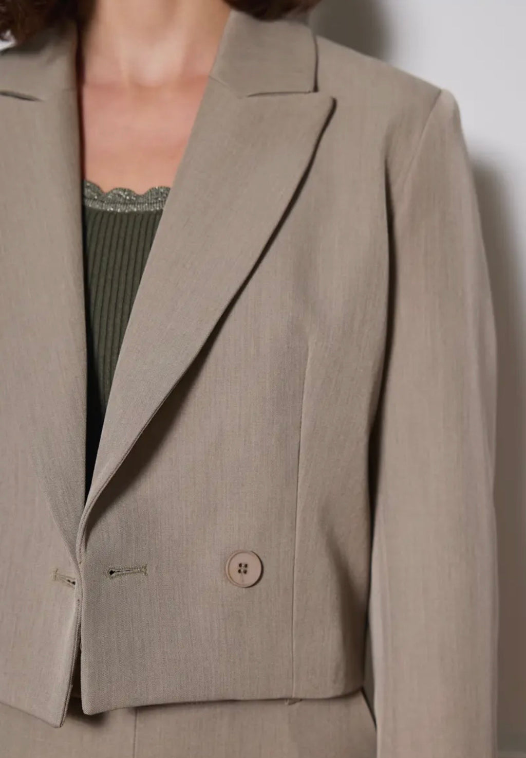Chaqueta Crop