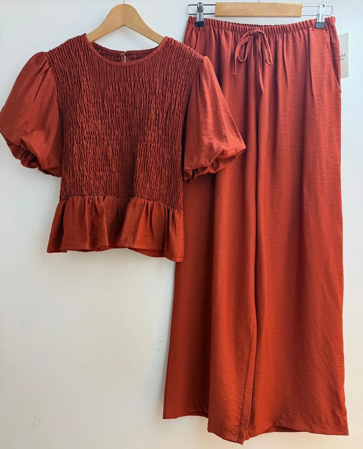Conjunto top y pantalón