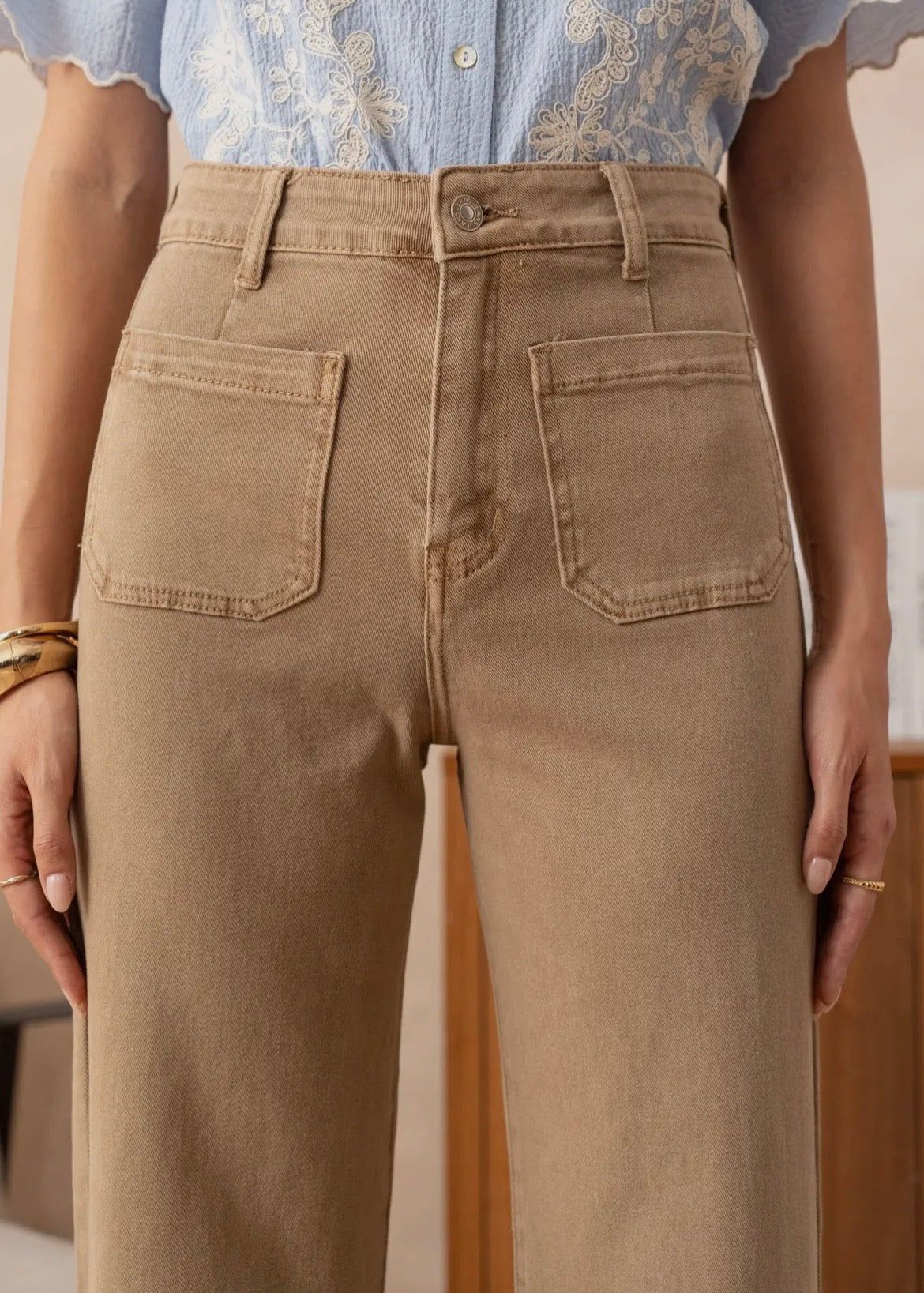 Jeans modelo Wide High