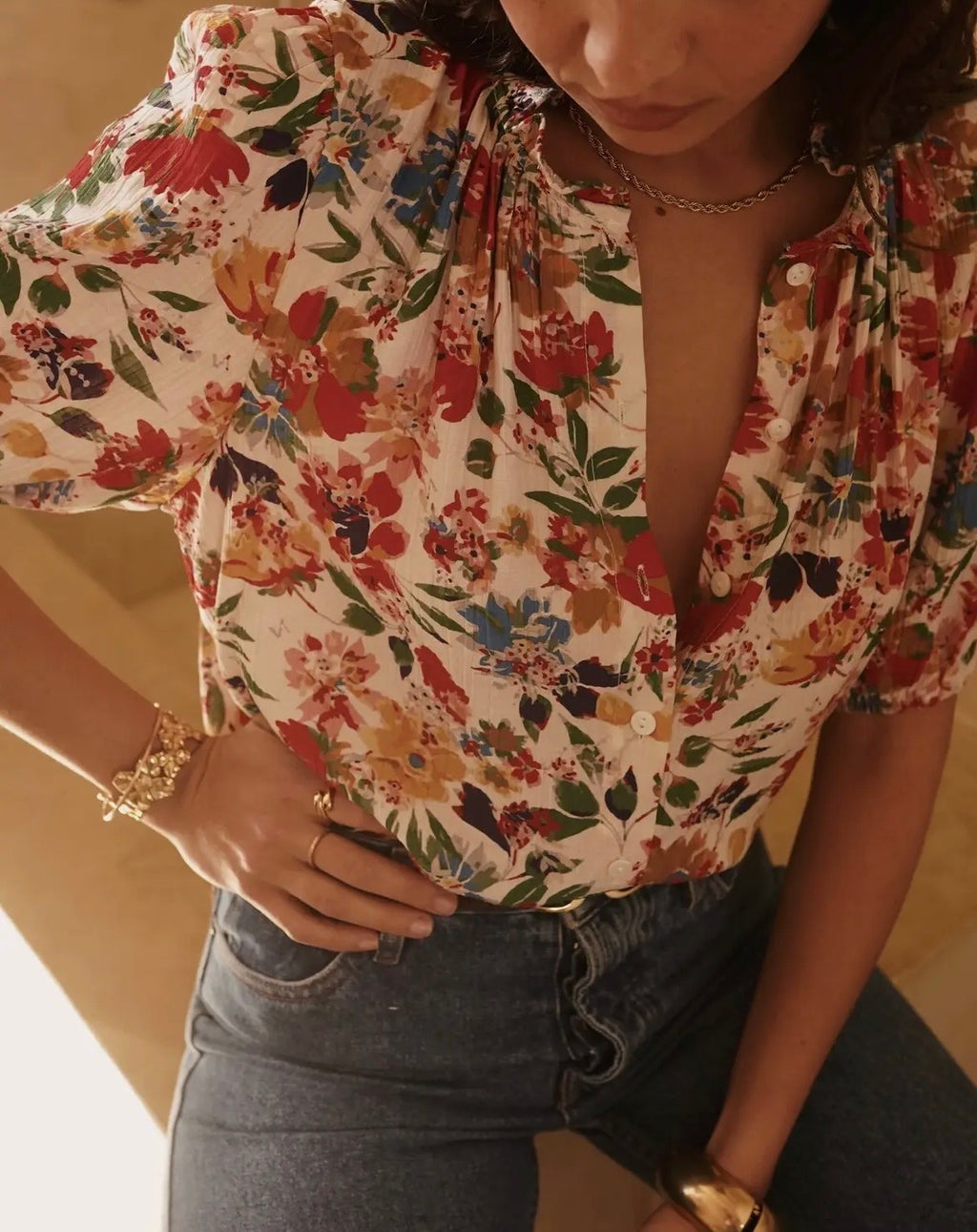 Camisa modelo Solanje