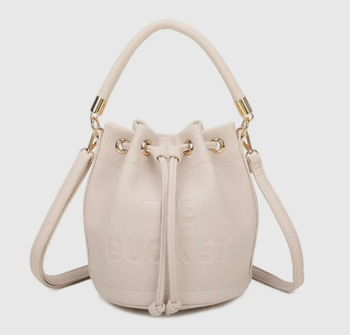 Bolso modelo Bucket